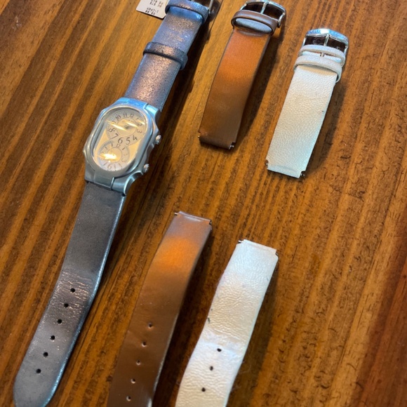 Philip Stein Natural Frequency Technology Women’s Signature Watch with 3 Bands - Picture 3 of 13